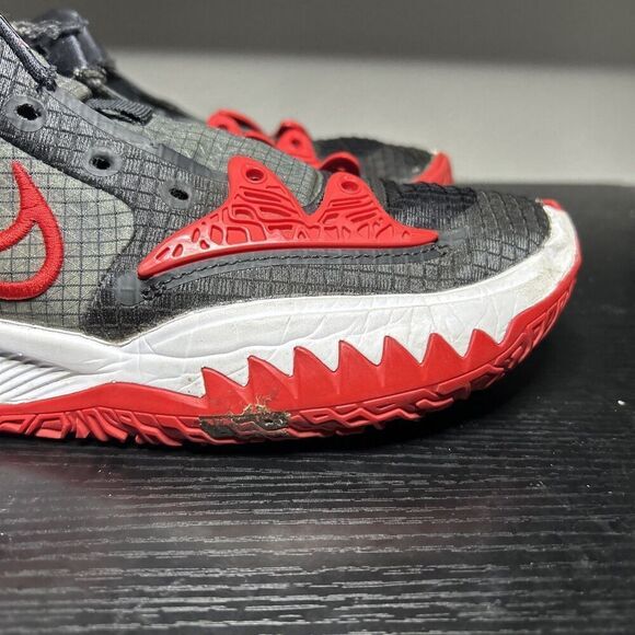 Nike Kyrie 4 TB Low Black Red Basketball Shoes - Men's Size 6.5 (DA7803-002) - Picture 2 of 12